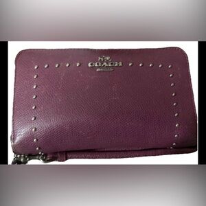 Coach Women's Double Zipper Wristlet Cross grain leather Wallet Plum Studded